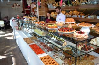 Il Valentino Continental Bakery